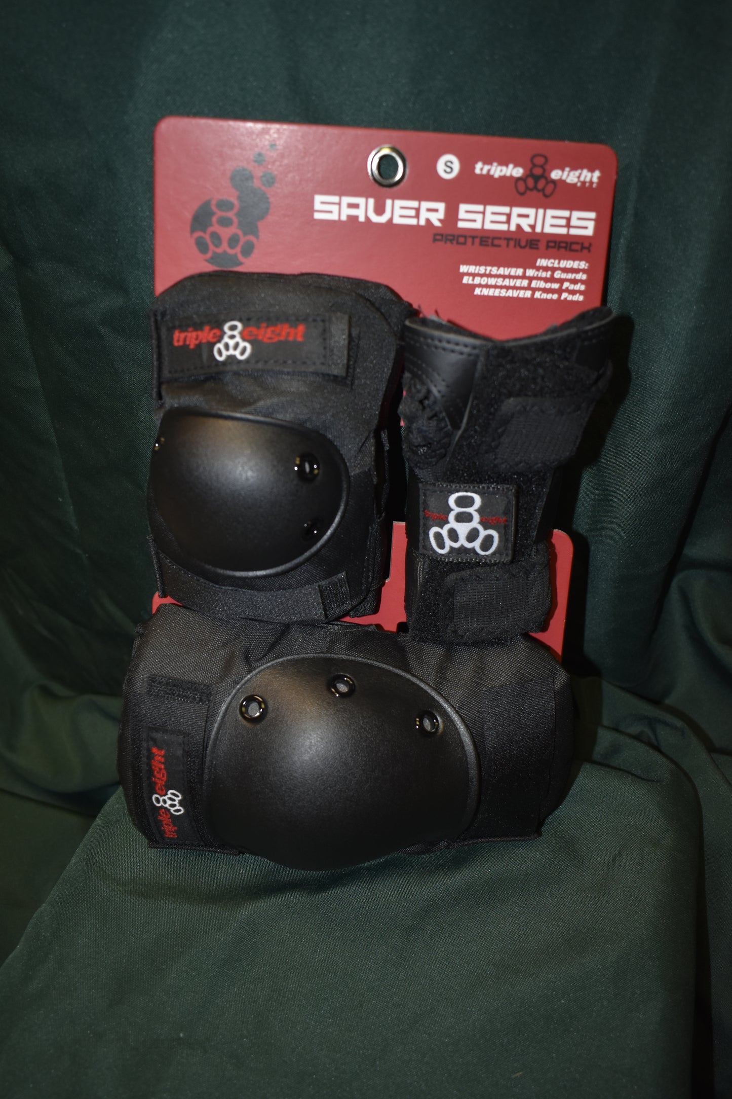 TRIPLE 8 SAVER SERIES 3 PACK PADS BLACK SMALL