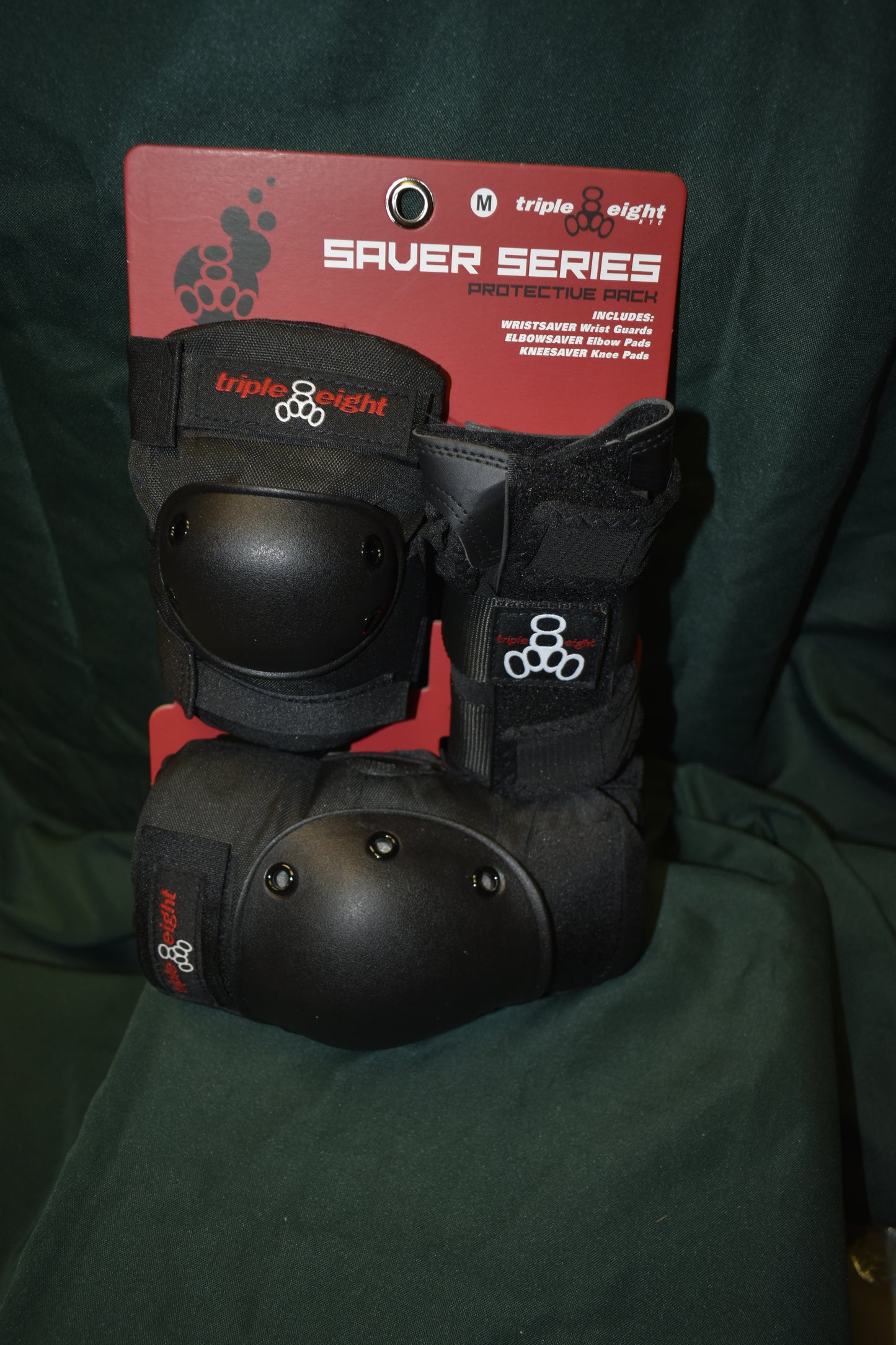 TRIPLE 8 SAVER SERIES 3 PACK PADS BLACK MEDIUM