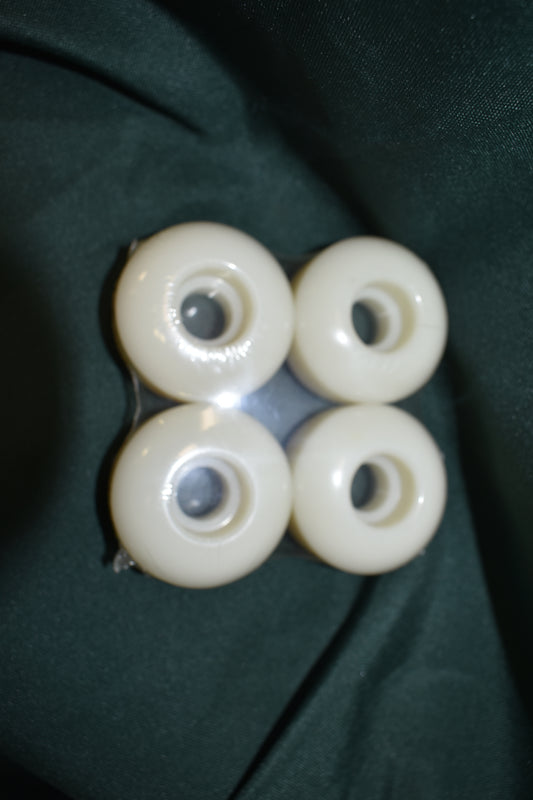 PLAN B 52MM RED WALL WHEELS