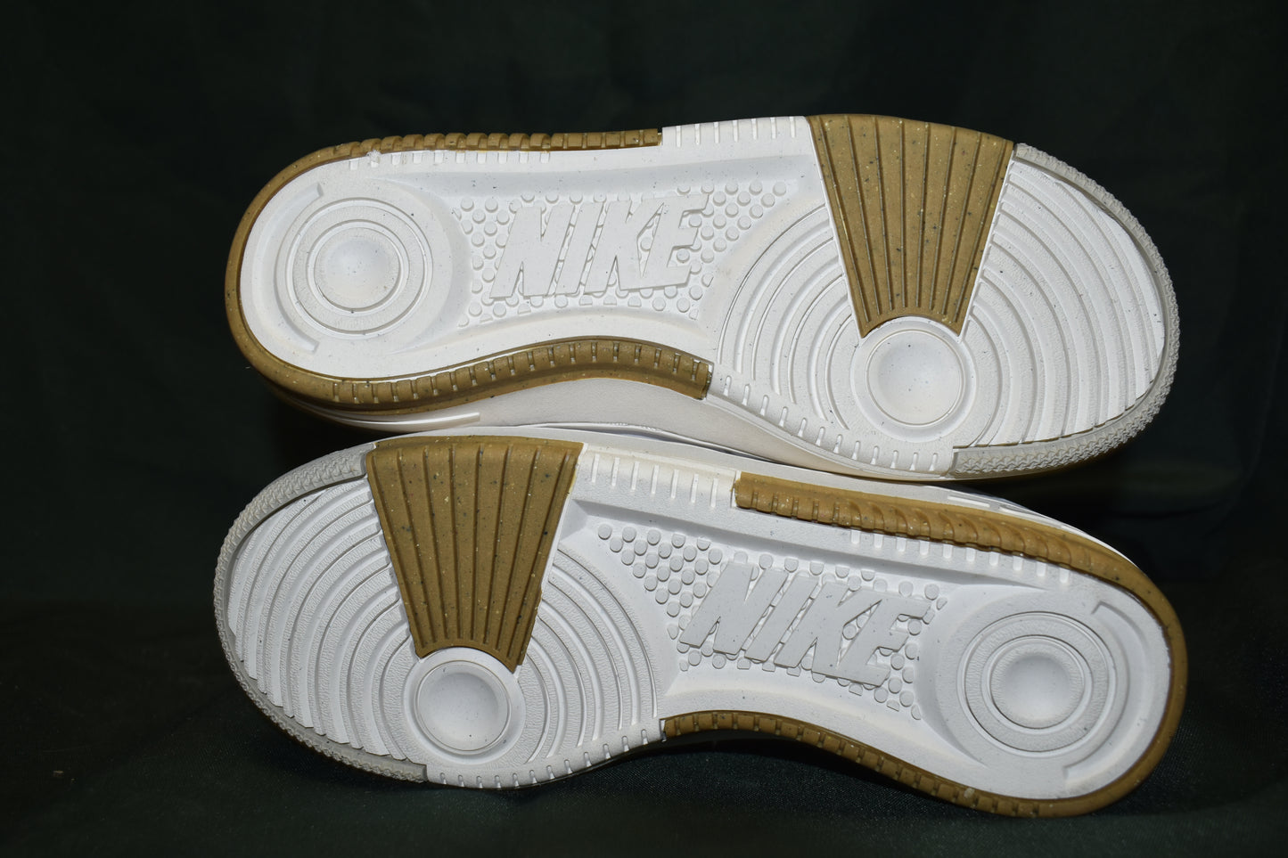 SHOES NIKE 7 MENS GAMMA FORCE WHITE/SUMMIT WHITE