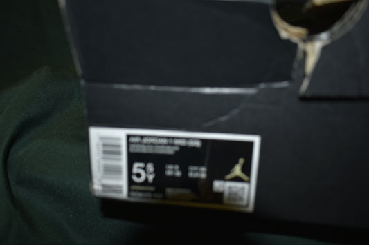 SHOES NIKE SIZE 5.5 KIDS AIR JORDAN 1 MID BLACK/WHITE
