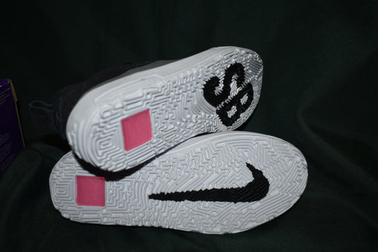 SHOES NIKE SB SIZE 3.5 KIDS DAY ONE BLACK/GRAY
