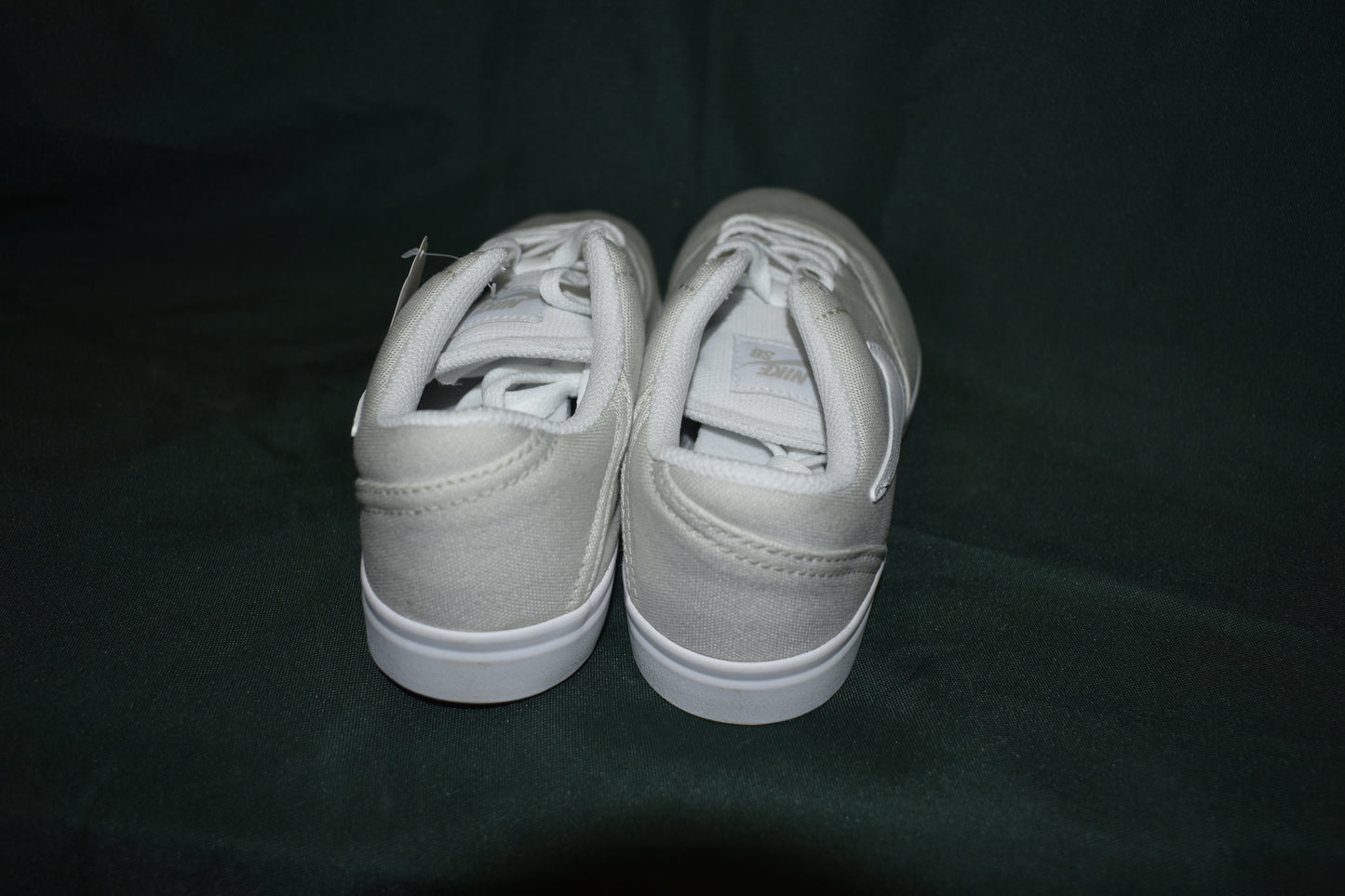 SHOES NIKE SB SIZE 3 KIDS CHECK LIGHT BONE/WHITE
