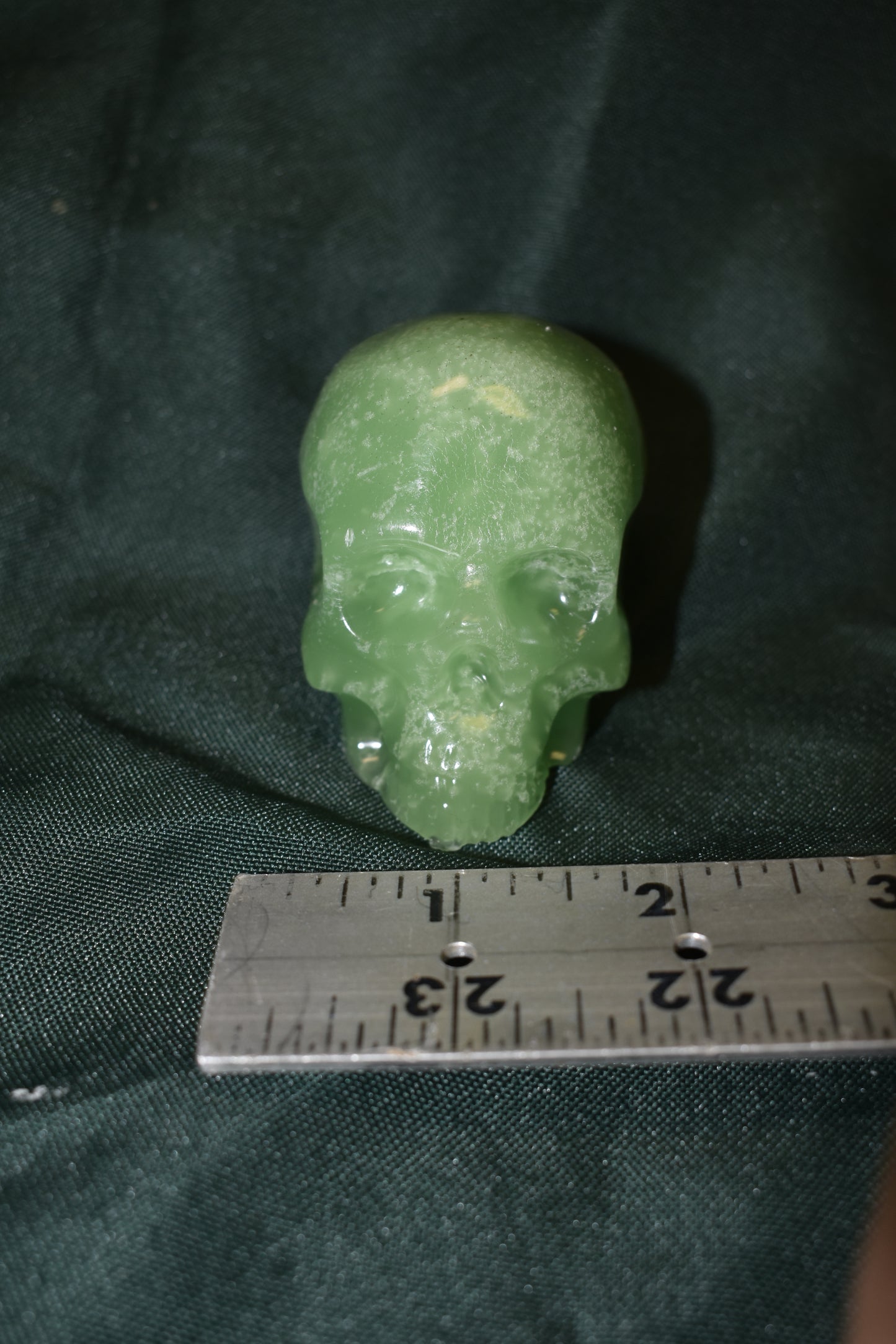 WAX AGENT SKULL MEDIUM GREEN 2" X 2.5" X 2"