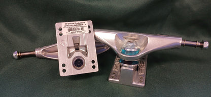 VENTURE TRUCKS 5.25 HI V8 KOSTON POLISHED