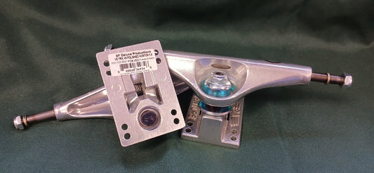 VENTURE TRUCKS 5.8 HI V8 KOSTON POLISHED