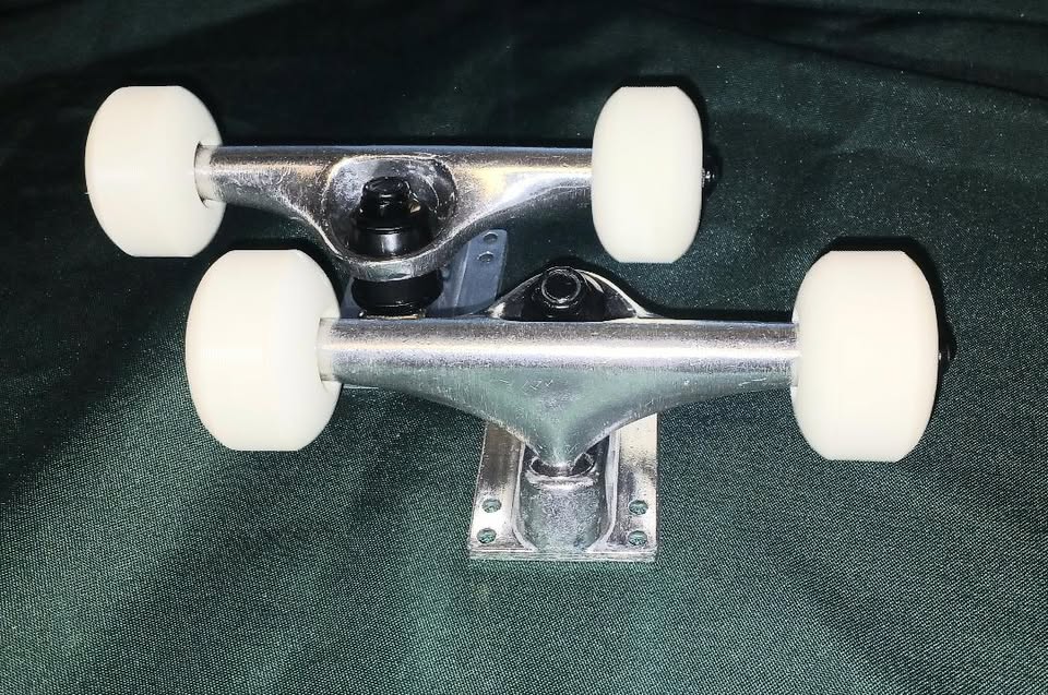 HAVOC TRUCK ASSEMBLY 5.0 SILVER /52MM WHITE/ABEC 9 PAIR SET