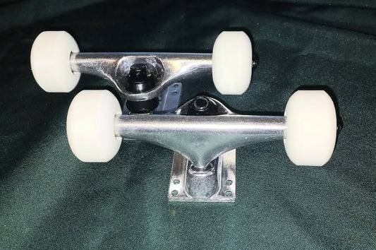 HAVOC TRUCK ASSEMBLY 5.0 SILVER /52MM WHITE/ABEC 9 PAIR SET
