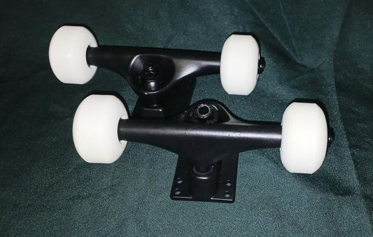 HAVOC TRUCK ASSEMBLY 5.0 BLACK /52MM WHITE/ABEC 9 PAIR SET