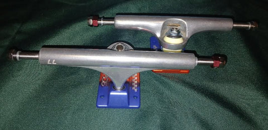ACE AF1 77 ANODIZED BLUE/ORANGE TRUCK PAIR 77: fits decks 9.5"–10"