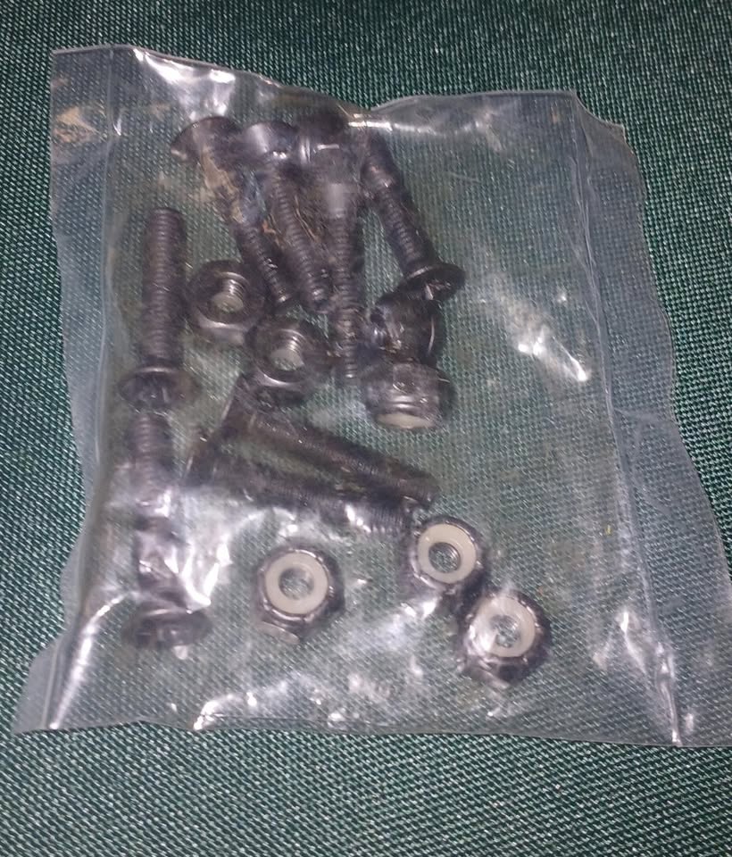 OFF BRAND HARDWARE 8PCS NUTS BOLTS PHILLIPS 1''