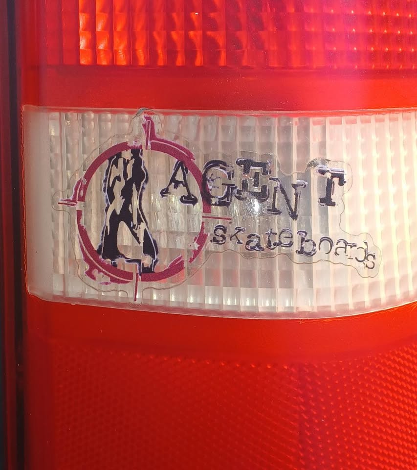 STICKER AGENT CROSSHAIR 4" CLEAR