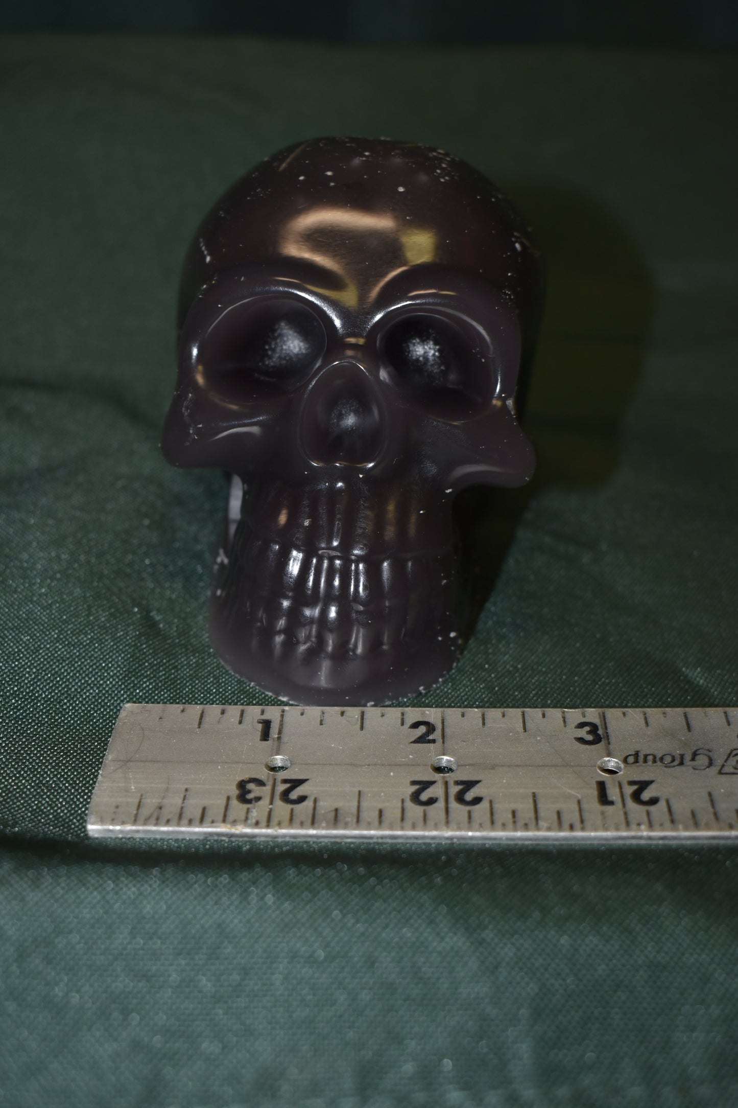 WAX AGENT SKULL XL BLACK 3" X 4" X 3"