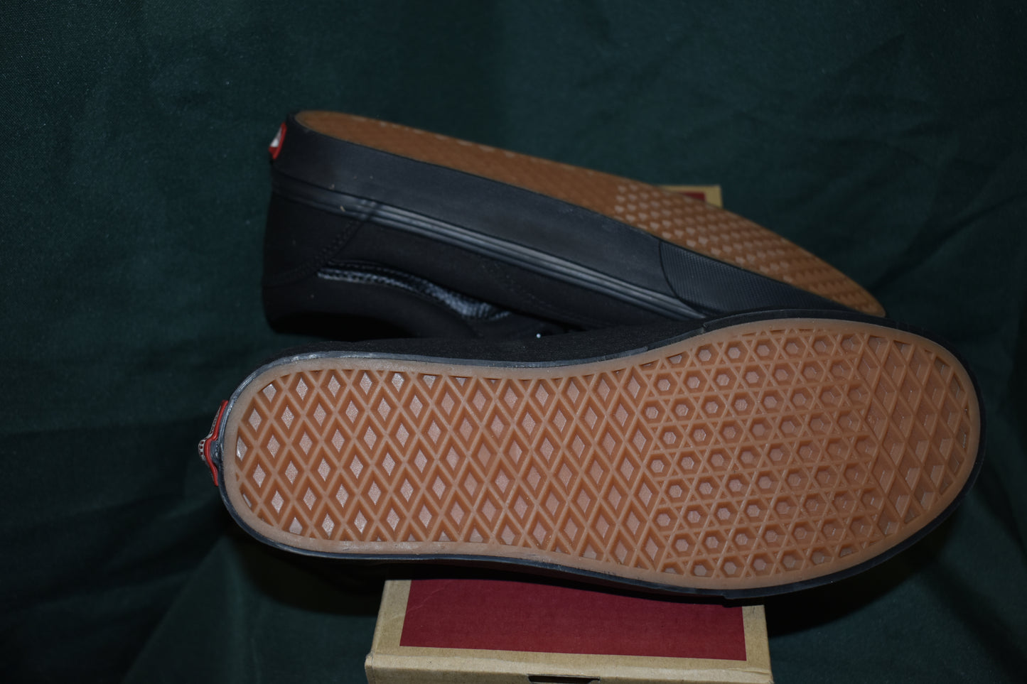 SHOES VANS SIZE 8.5 MENS 10 WOMENS OLD SKOOL BLACK / BLACK