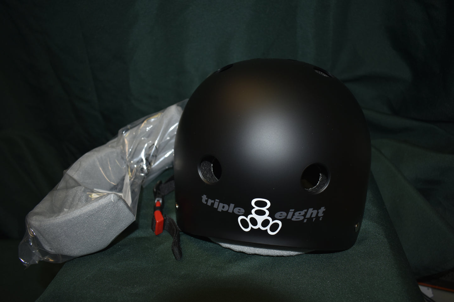 TRIPLE 8 HELMET SWEATSAVER BLACK MATTE