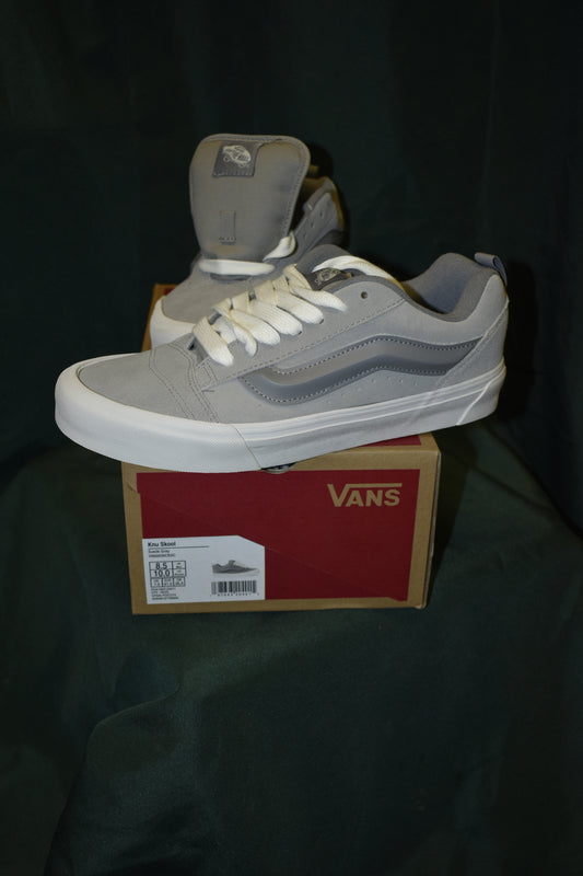 SHOES VANS SIZE MENS 8.5 WOMENS 10 KRU SKOOL GREY