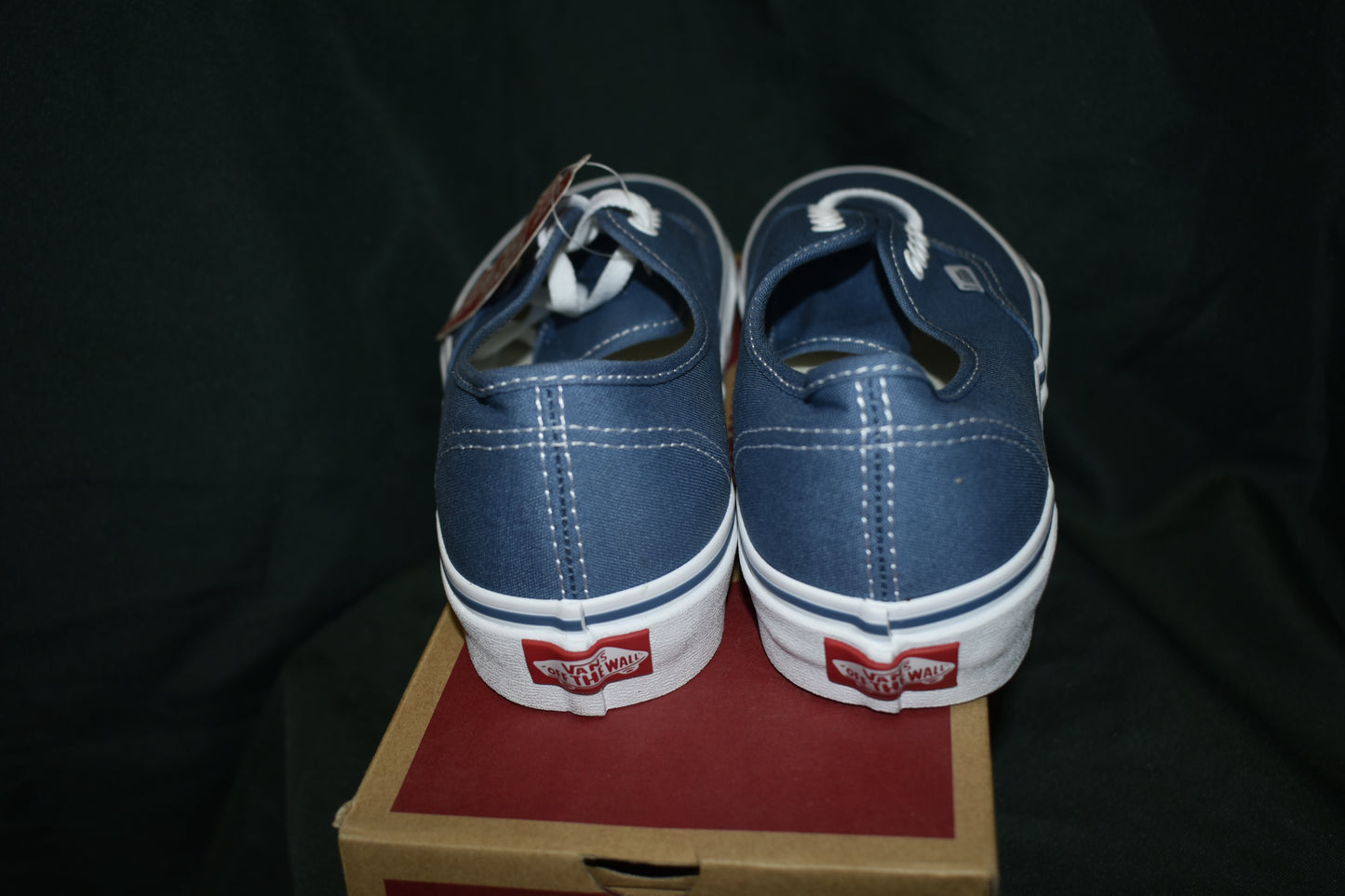 SHOES VANS SIZE MENS 7.5 WOMENS 9 AUTHENTIC NAVY