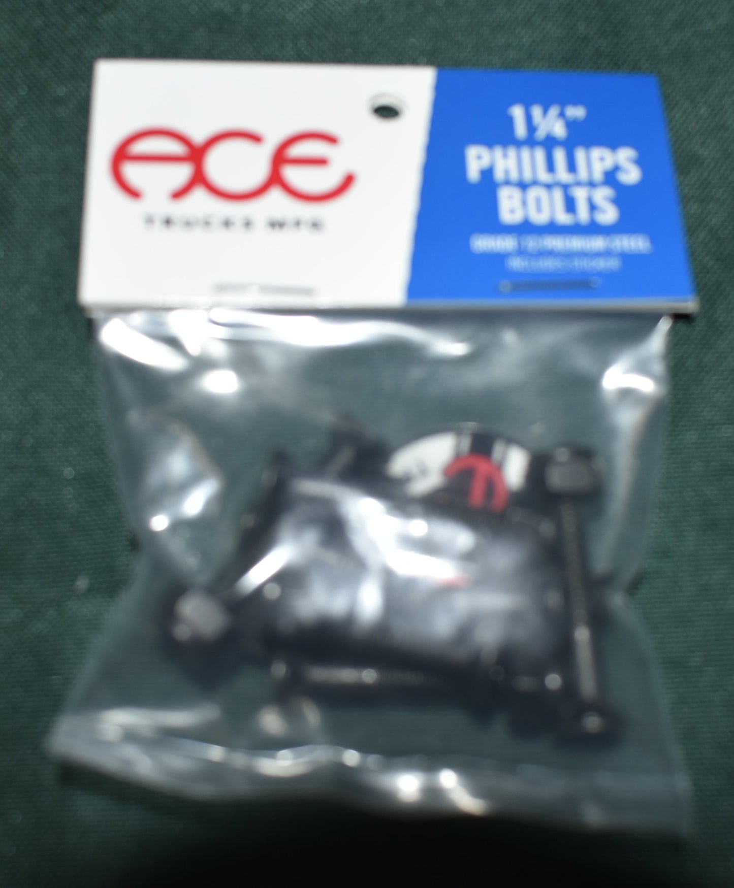 ACE TRUCK HARDWARE 8PCS NUTS BOLTS PHILLIPS 1 1/4" W/ MINI STICKER
