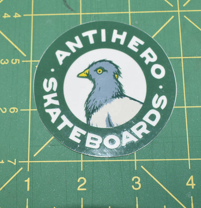 STICKER 3" ANTI-HERO PIGEON ROUND