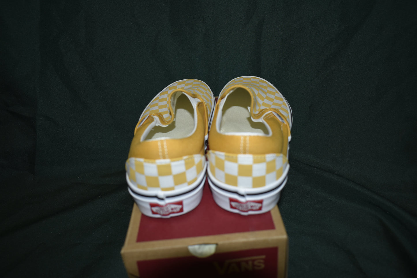 SHOES VANS SIZE MENS 8 WOMENS 9.5 CLASSIC SLIP-ON YELLOW/WHITE CHECKER
