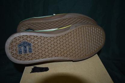 SHOES ETNIES SIZE 8 MARANA SLIP X GRIZZLY
