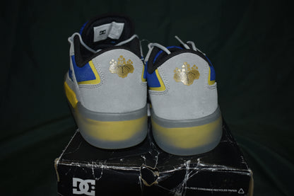 SHOES DC SIZE 13 MENS METRIC X HONGO CLEAR GREY/BLUE/YELLOW