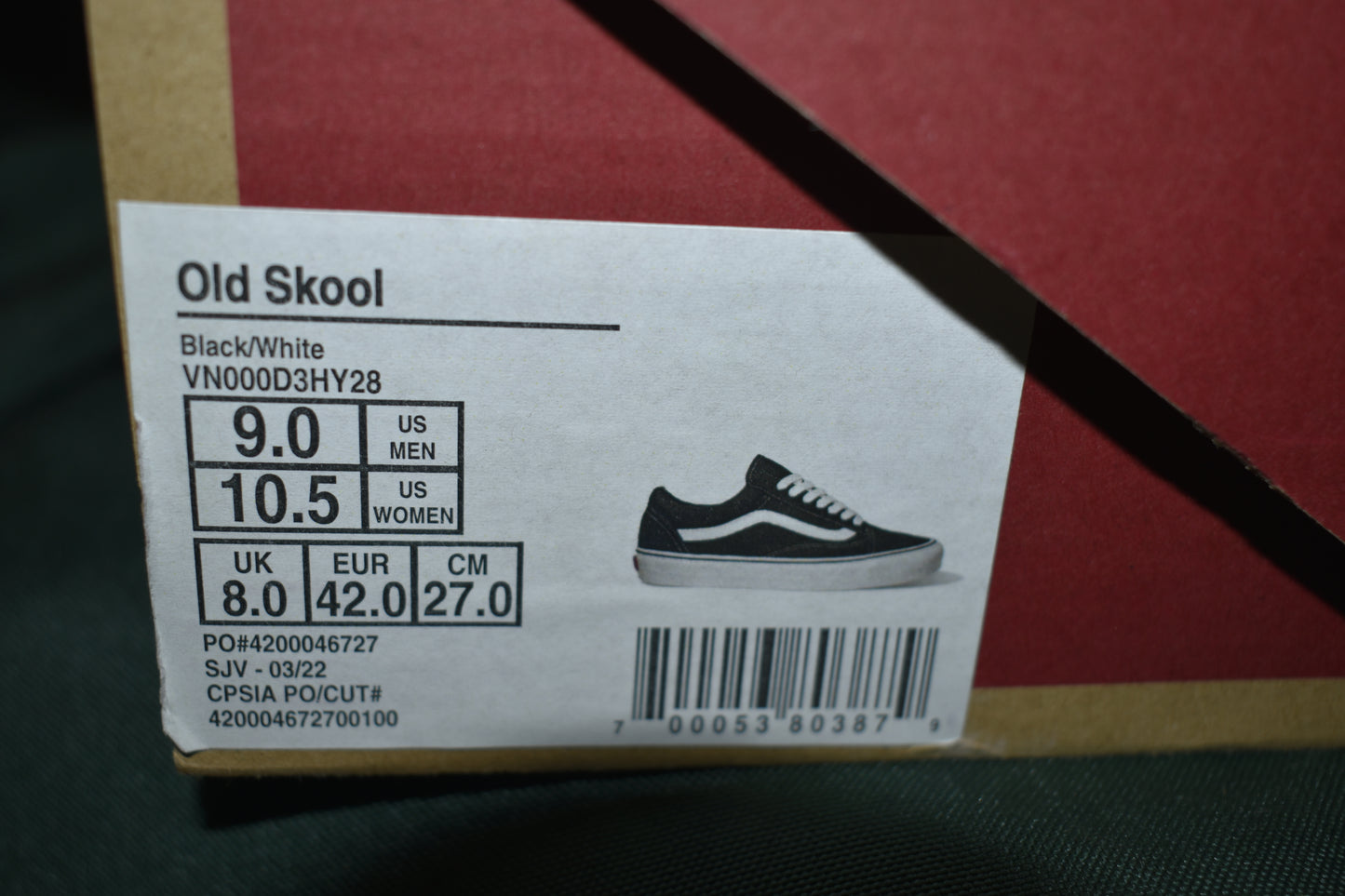 SHOES VANS SIZE 9 MENS 10.5 WOMENS OLD SKOOL BLACK / WHITE