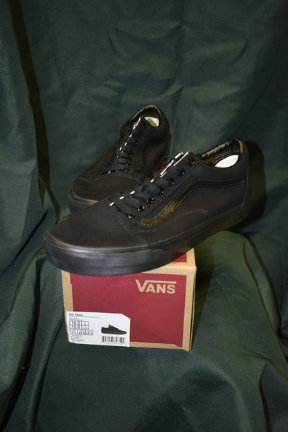 SHOES VANS SIZE 10.5 MENS 12 WOMENS OLD SKOOL BLACK / BLACK