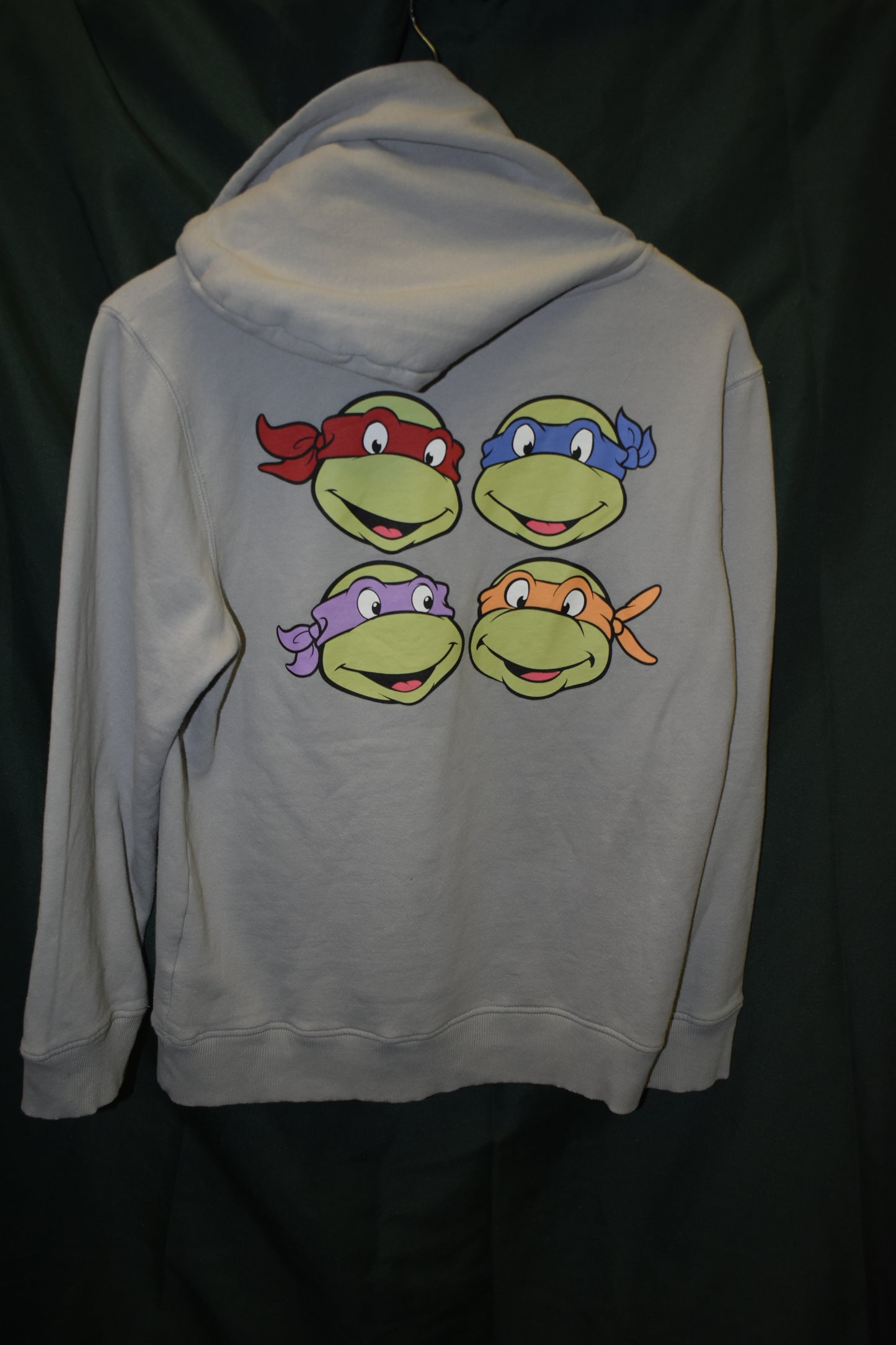 PREOWNED CARTOON HOODIE YOUTH 2XL 18 TEENAGE MUTANT NINJA TURTLES