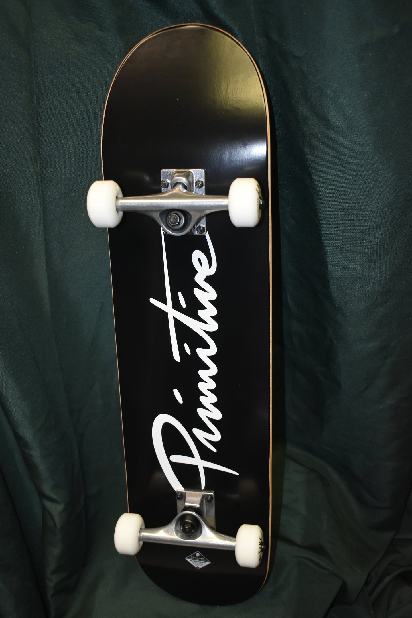 COMPLETE STREET SKATEBOARD PRIMITIVE 8.0 NUEVO