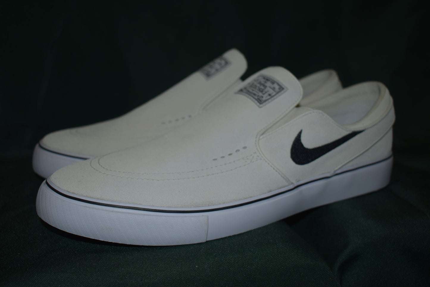 SHOES NIKE SB SIZE 11.5 JANOSKI SLIP SUMMIT WHITE