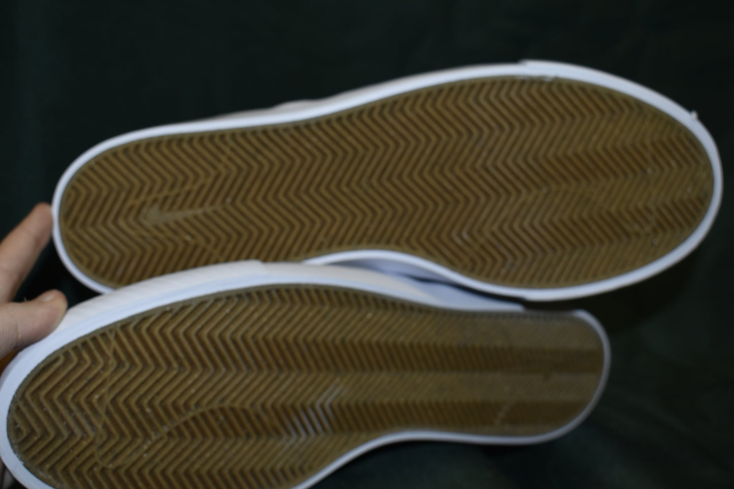 SHOES NIKE SB SIZE 11.5 JANOSKI SLIP SUMMIT WHITE