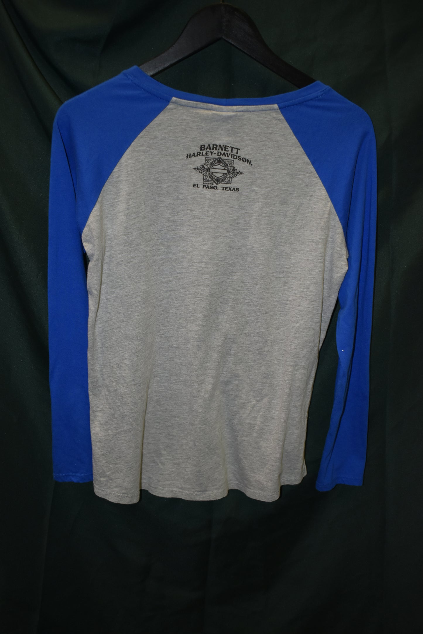 PREOWNED MOTORCYCLE MEDIUM HARLEY LONG SLEEVE BLUE SHOULDER