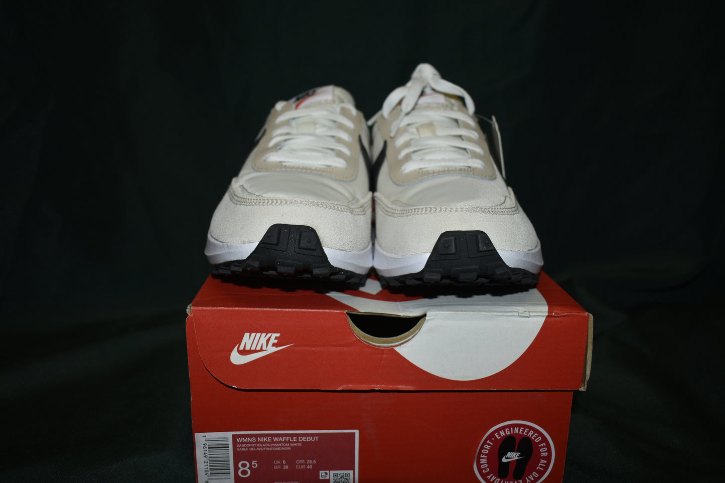 SHOES NIKE 8.5 WOMENS WAFFLE DEBUT TAN/WHITE/BLACK