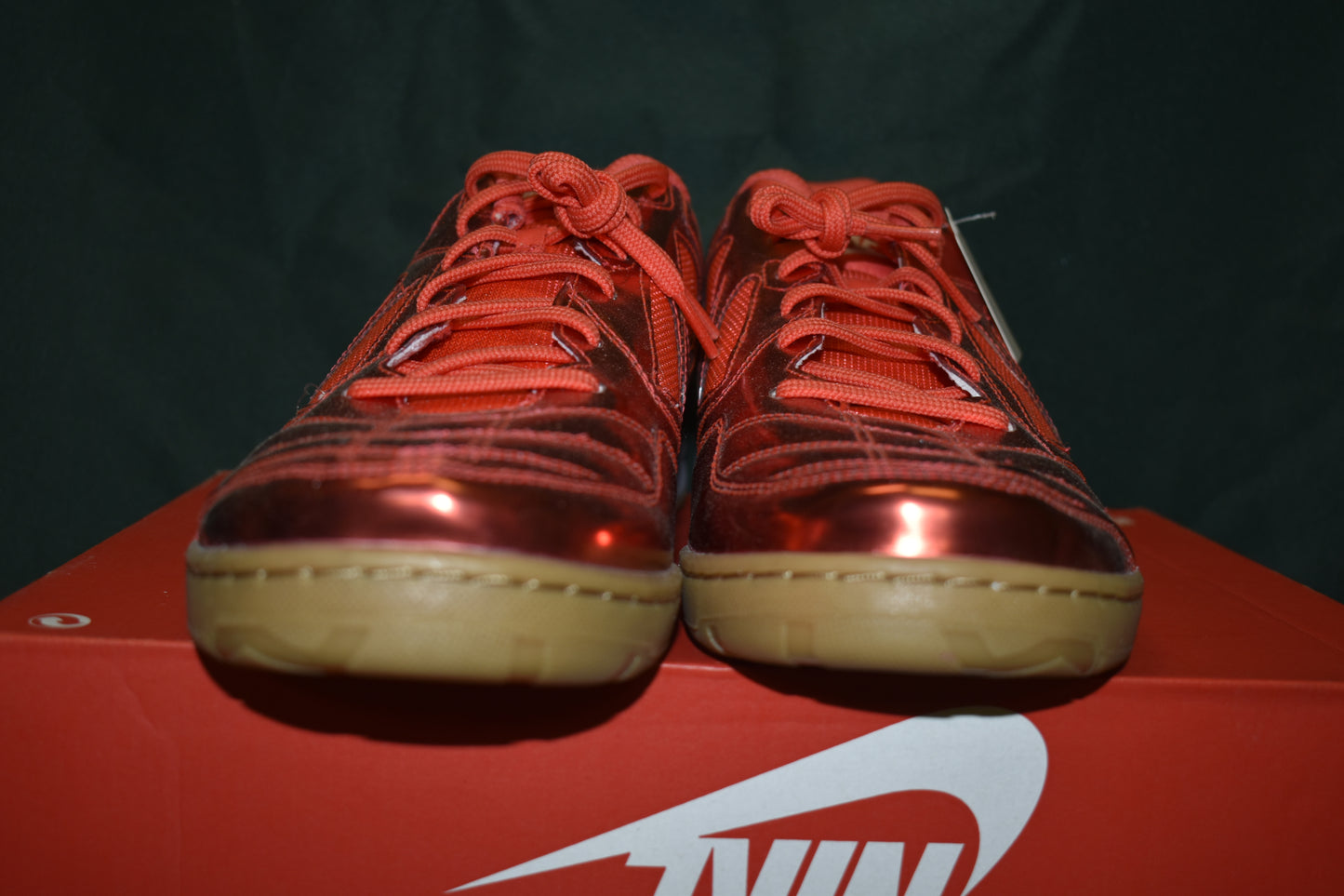 SHOES NIKE 13 MENS GATO LV8 RED/WHITE/GUM