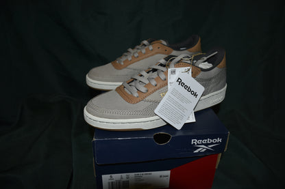 SHOES REEBOK SIZE 5 CLUB C 85 VINTAGE