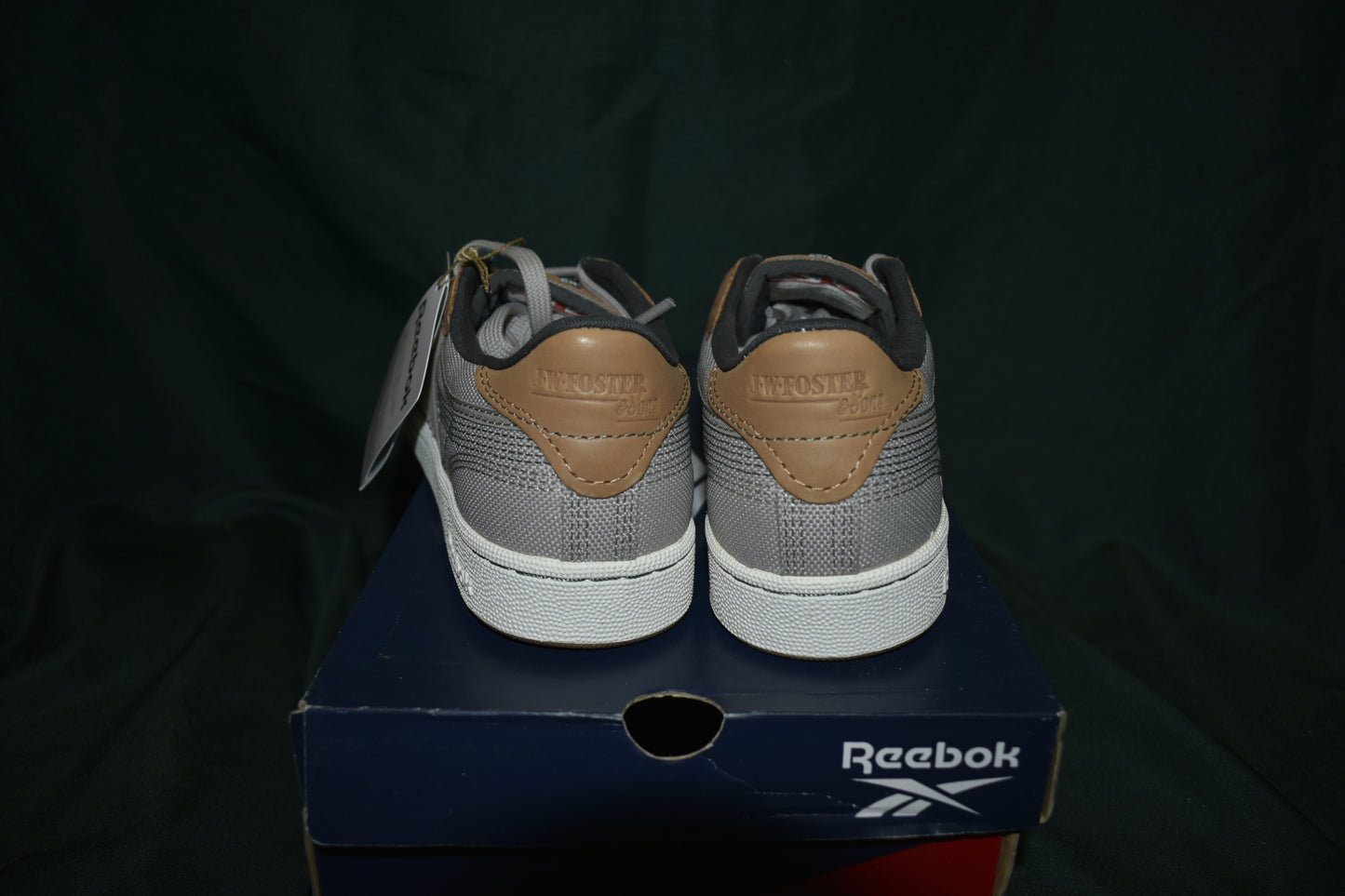 SHOES REEBOK SIZE 5 CLUB C 85 VINTAGE