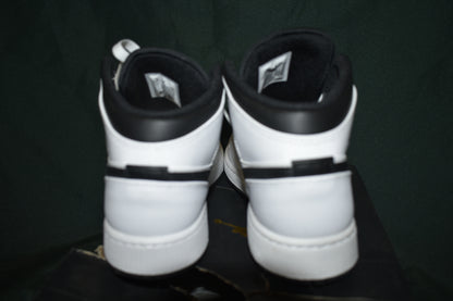 SHOES NIKE SIZE 5.5 KIDS AIR JORDAN 1 MID BLACK/WHITE