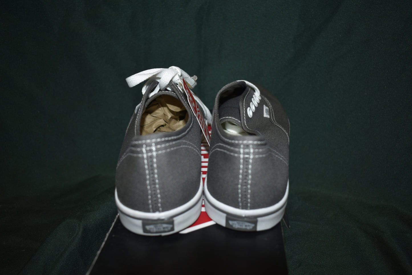 SHOES VANS SIZE MENS 4 AUTHENTIC LO PRO PEWTER/TRUE WHITE