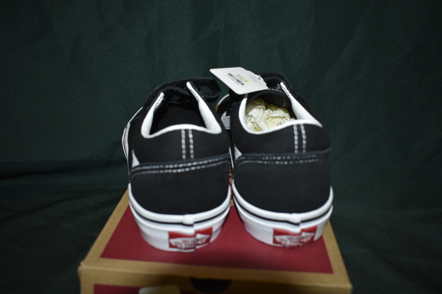 SHOES VANS SIZE 4 OLD SKOOL V BLACK / WHITE VELCRO