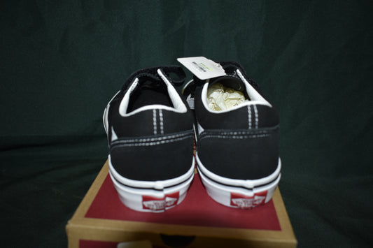 SHOES VANS SIZE 4 OLD SKOOL V BLACK / WHITE VELCRO