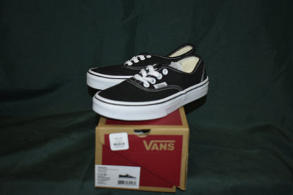 SHOES VANS SIZE 2 AUTHENTIC BLACK/WHITE
