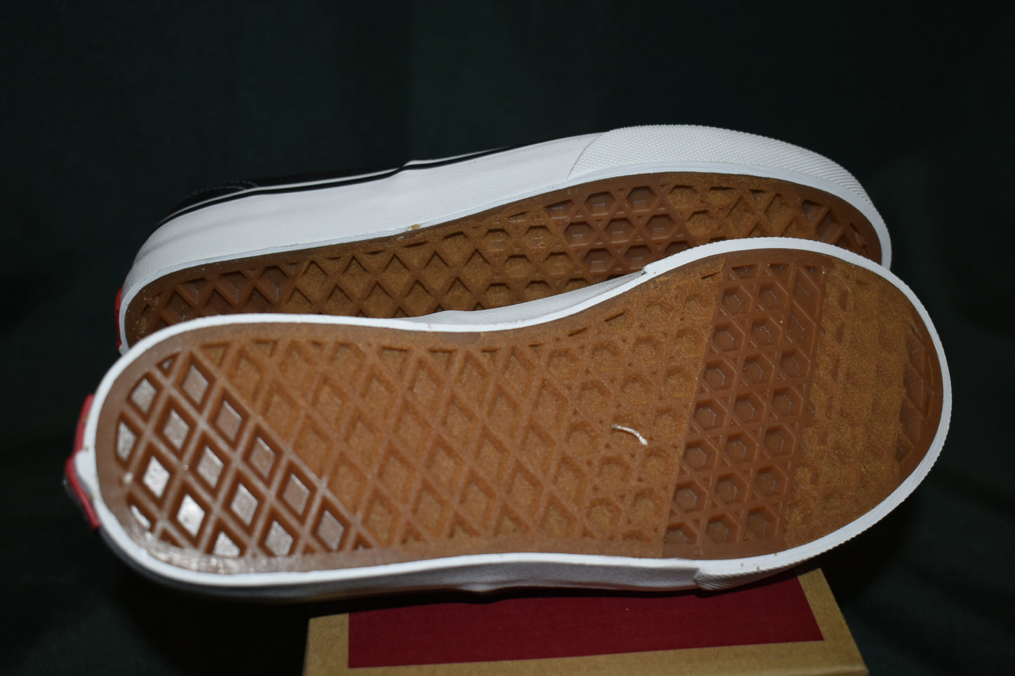 SHOES VANS SIZE 2 AUTHENTIC BLACK/WHITE