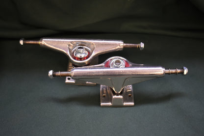 VENTURE TRUCKS 5.25 LO ALL POLISHED X 2