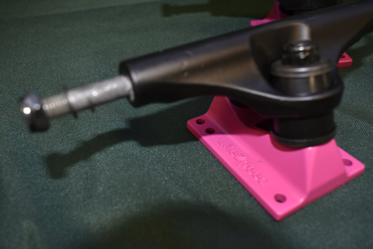 LITEZPEED TRUCKS 5.25 BLACK/PINK