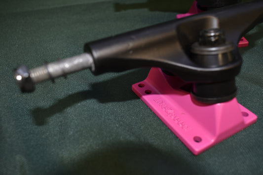 LITEZPEED TRUCKS 5.25 BLACK/PINK