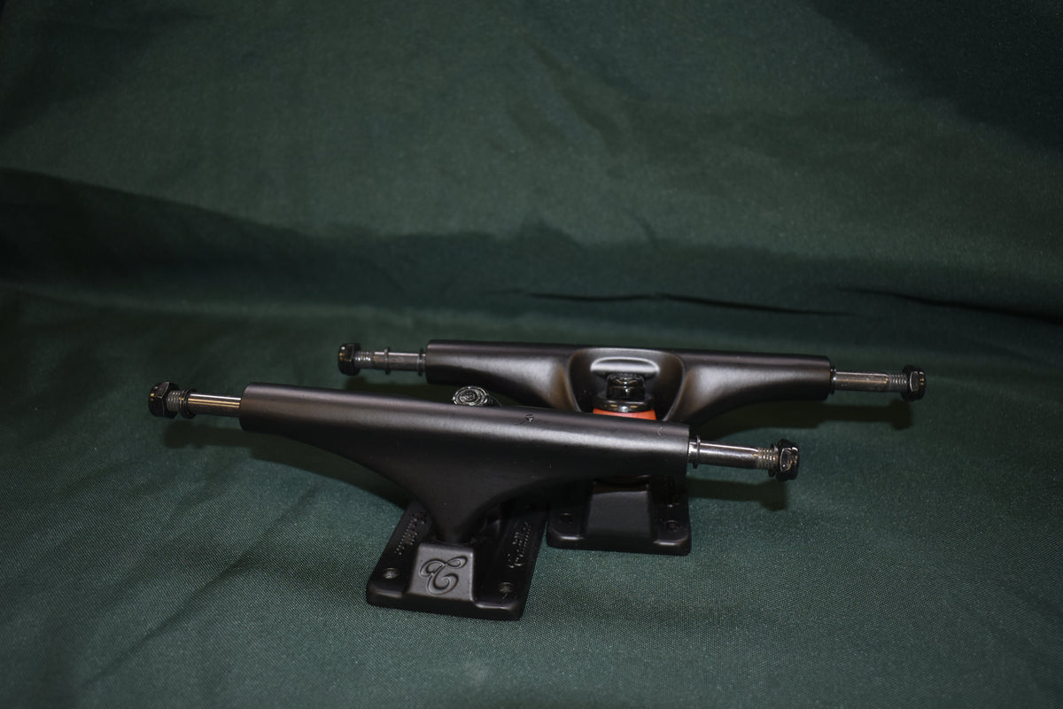 CADILLAC TRUCKS STREET 8.50" BLACK