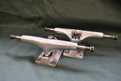 THUNDER TRUCKS 147 POLISHED X 2