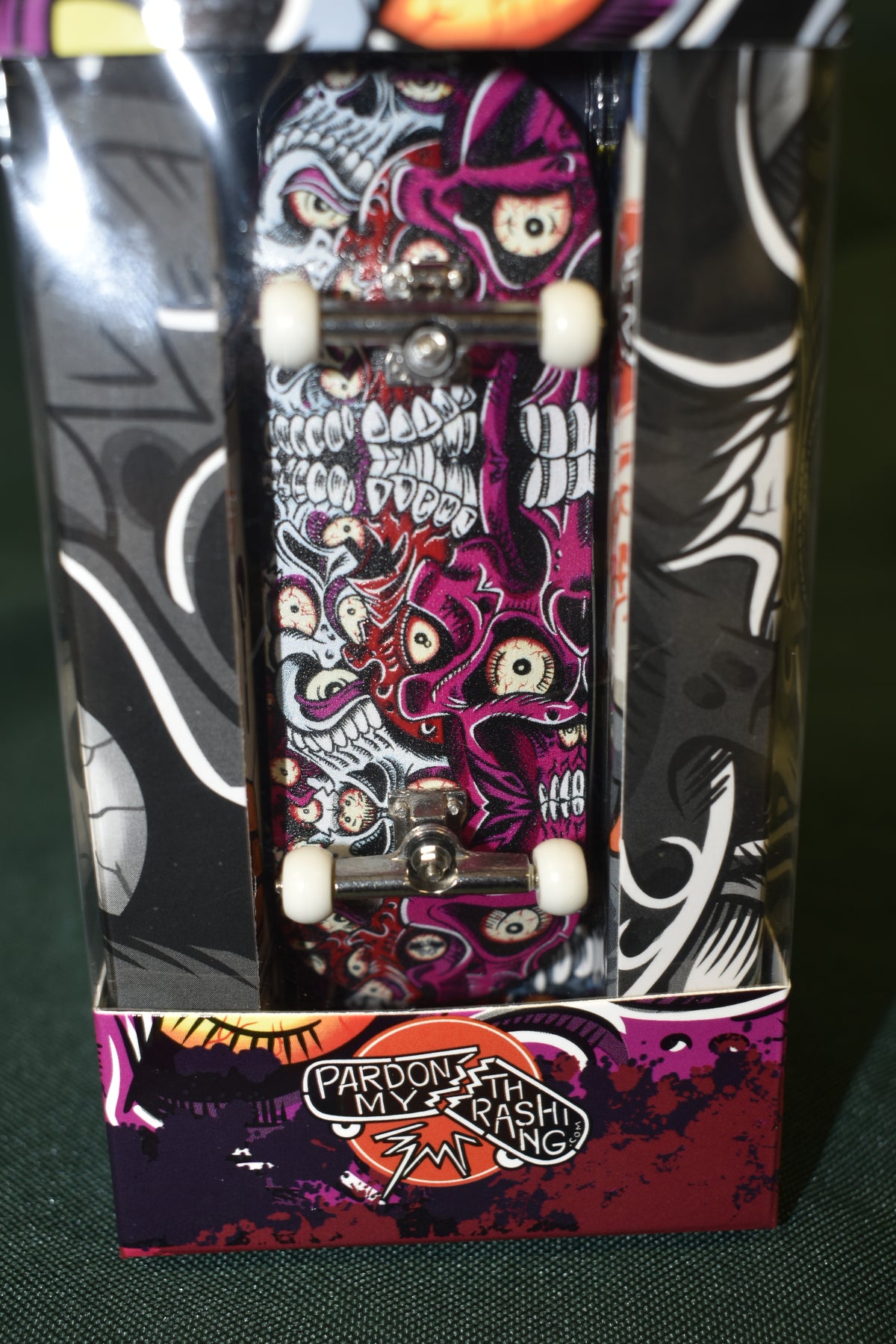 Fingerboard Complete Cryptic Skullz
