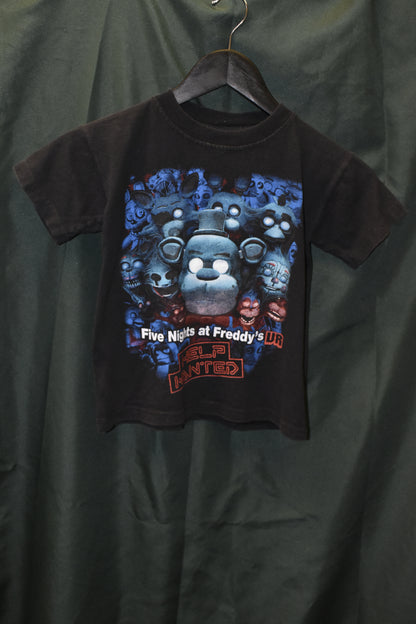 PREOWNED GAMER SHIRT KIDS SMALL FIVE NIGHTS AT FREDDY'S HELP WANTED